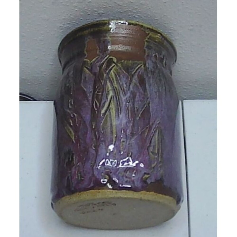 Handcrafted Studio Art Potterty Vase/Croc, Signed 6" tall, 4.5" diam